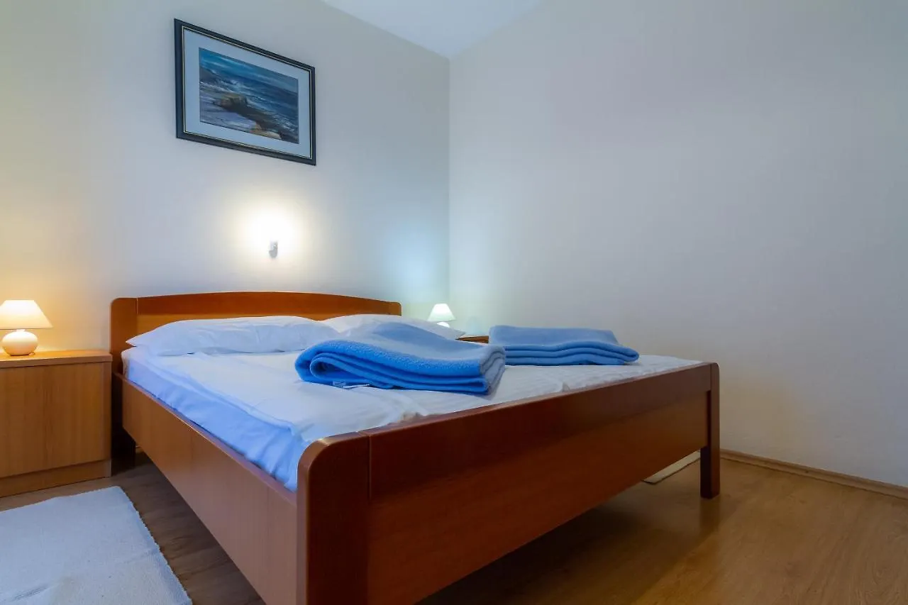 Apartman Haus Maja Banjol Croatia