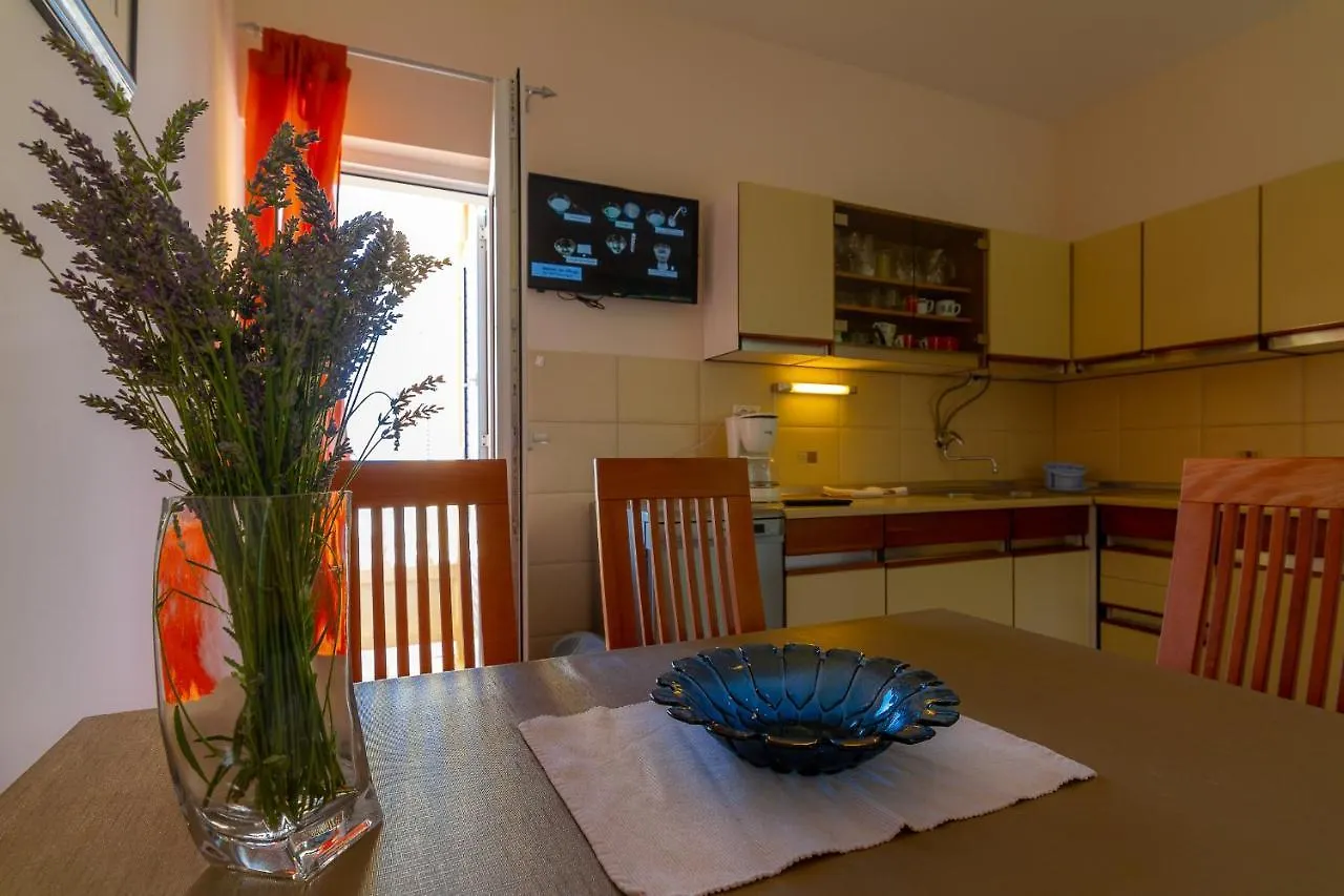 Apartman Haus Maja Banjol Apartment