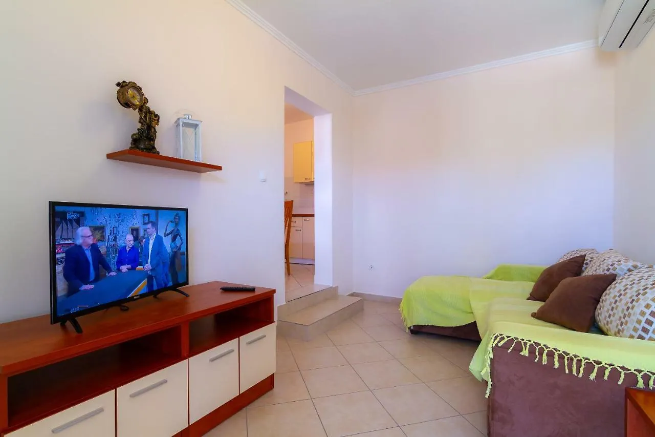 Apartman Haus Maja Banjol Croatia