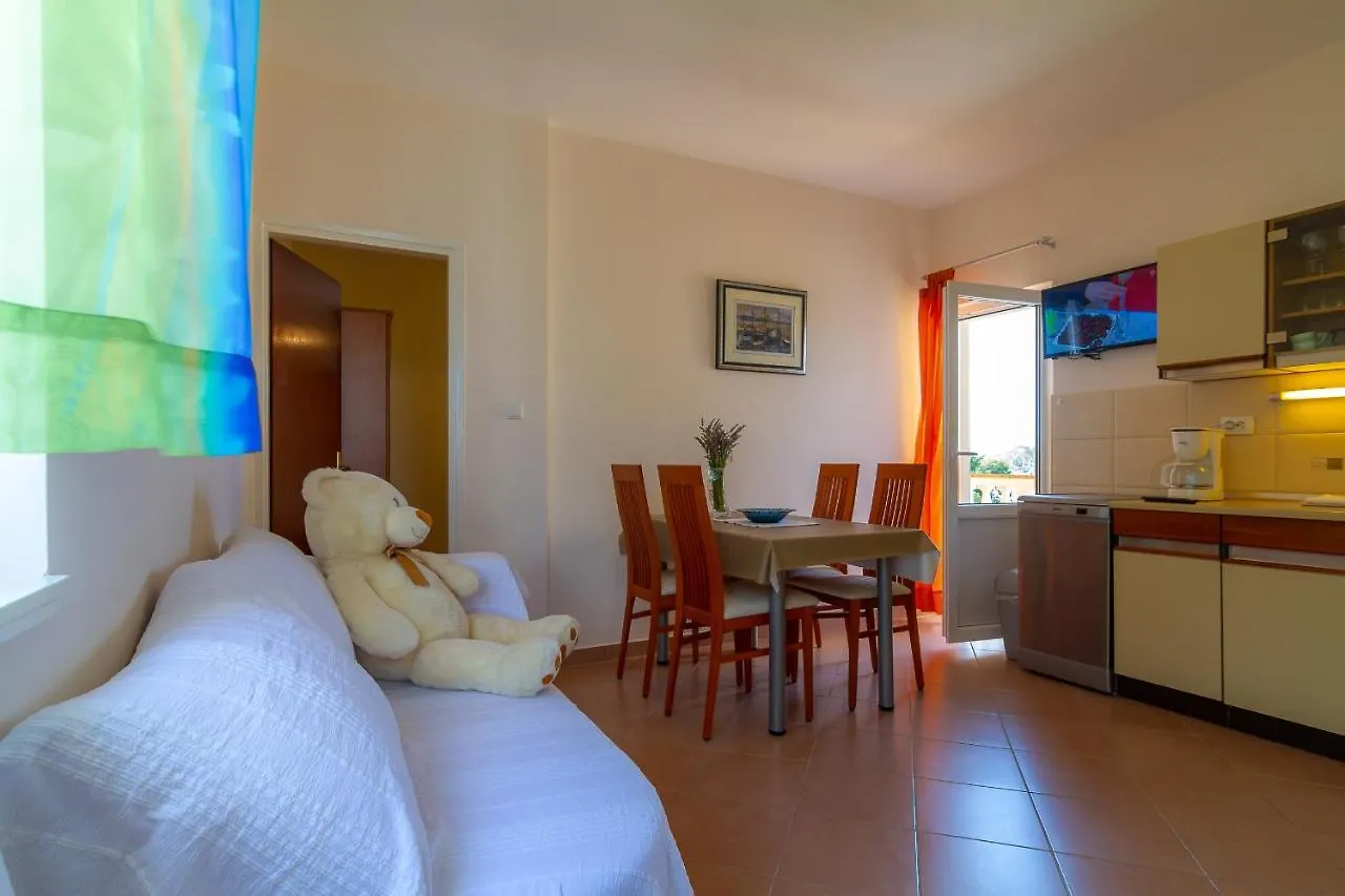 Apartman Haus Maja Banjol Daire