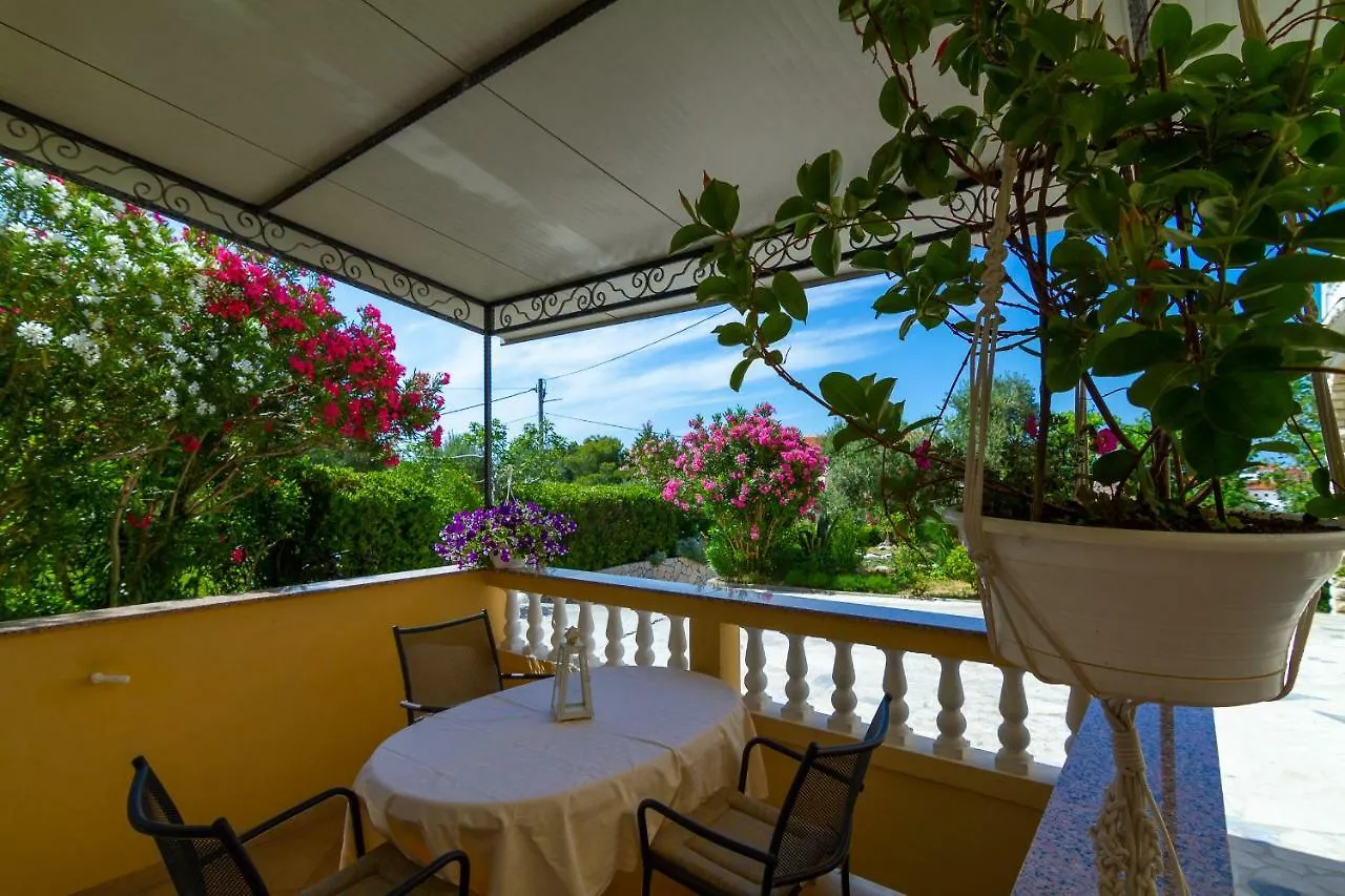 Apartman Haus Maja Banjol